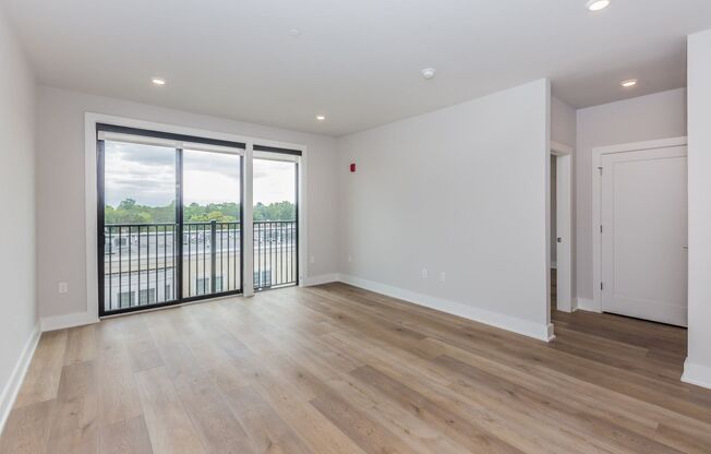 1 bed, 1 bath, 874 sqft, $2,900, Unit Apt # 212