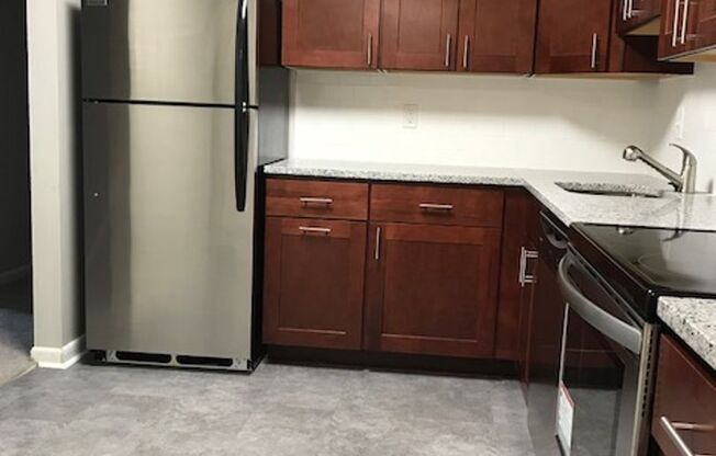 2 beds, 2 baths, 1,250 sqft, $2,445, Unit 373