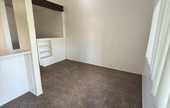 Studio, 1 bath, $970, Unit 19