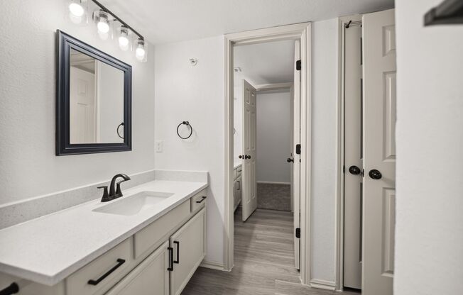 1 bed, 1 bath, $1,195, Unit 3102