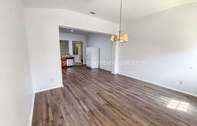 8805 Valley River Dr