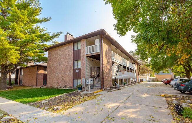 4501 MADISON AVE