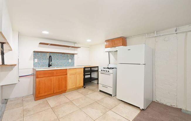 1 bed, 1 bath, 500 sqft, $1,345, Unit Lower