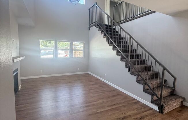 308 S. Barranca Ave