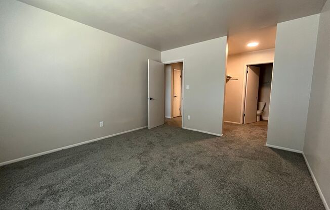 2 beds, 2 baths, $1,495, Unit 222