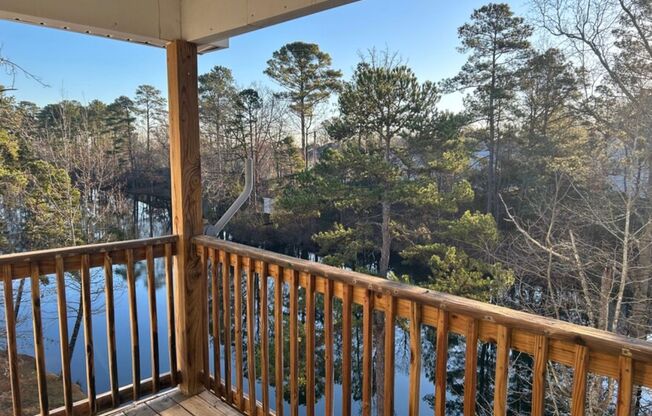 1 bed, 1 bath, 839 sqft, $1,275, Unit 333-304