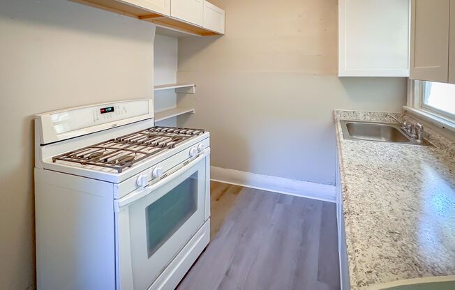 1 bed, 1 bath, 600 sqft, $1,495