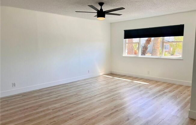Stylish 4-Bed Home with Pool, Spa & No HOA in Prime Location