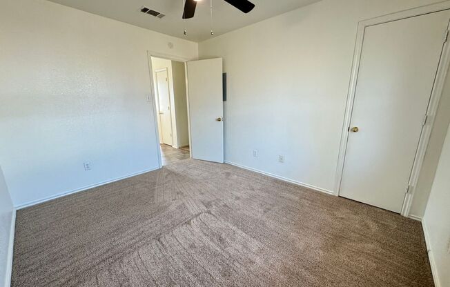 2 beds, 1 bath, 795 sqft, $725, Unit Unit D