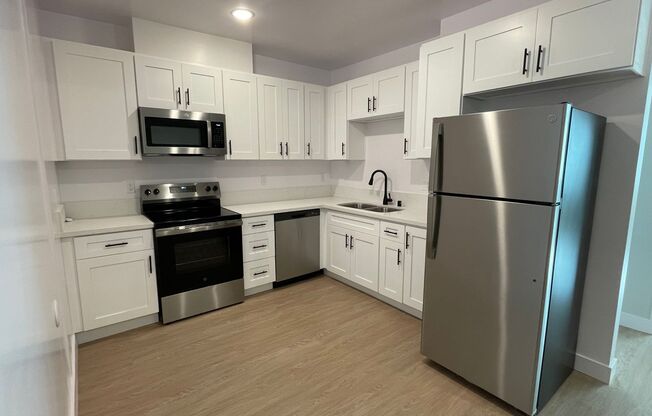 2 beds, 2 baths, 895 sqft, $3,398, Unit 100