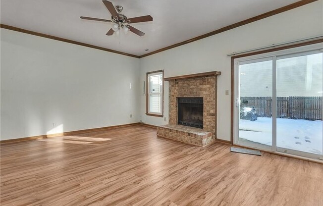 236 WINDBROOKE LN