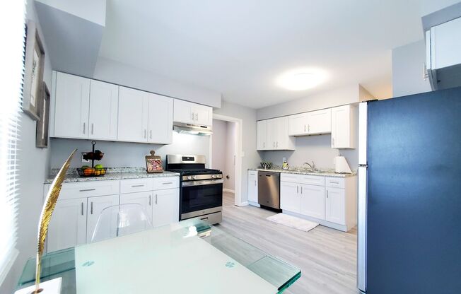 4 Bed - 1 Bath Cape Cod for Rent