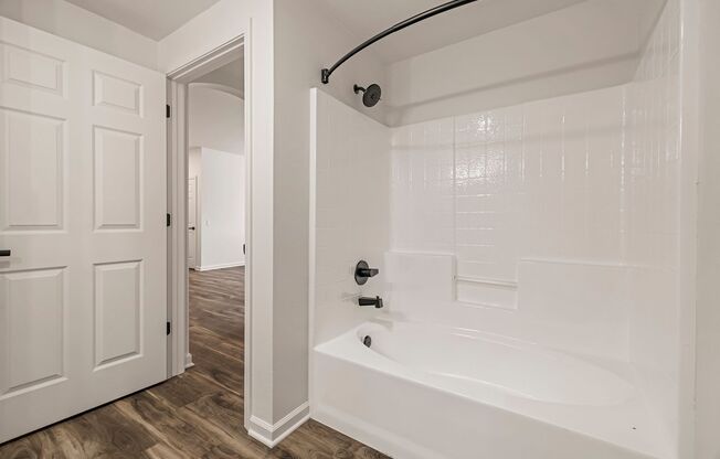 1 bed, 1 bath, 776 sqft, $1,575, Unit 311