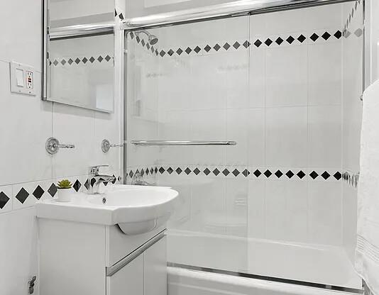 1 bed, 1 bath, $7,250, Unit 5H