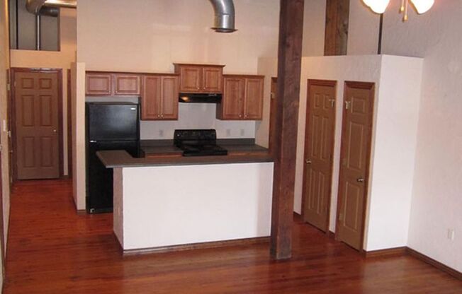 1 bed, 1 bath, 800 sqft, $975, Unit SW 209