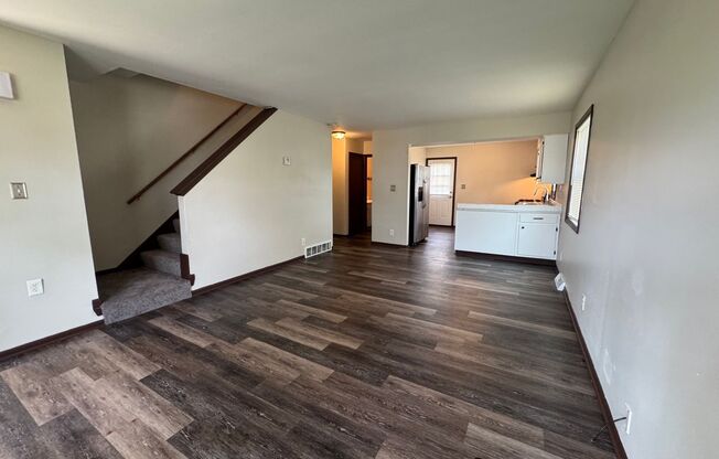 Your new Townhouse Awaits! 3 Bed / 1.5 Bath. / Appliances / 2 car off st Parking