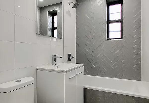 488 OCEAN PKWY