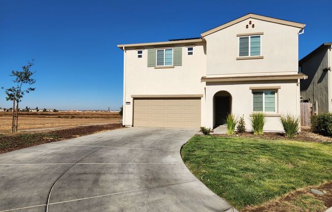 North Merced Spacious home