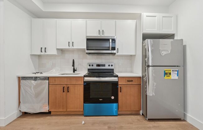 1 bed, 1.5 baths, 800 sqft, $1,313, Unit A