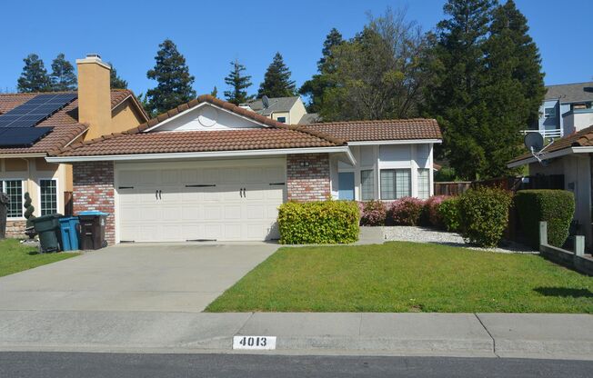 Hillcrest area 2 bedroom, 2 bath with 2 car garage