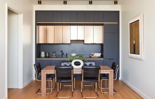 2 beds, 2 baths, $8,349, Unit 28G