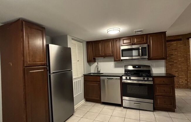 1 bed, 1 bath, 604 sqft, $2,045, Unit 843-GA