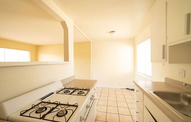 2 beds, 1 bath, $2,103