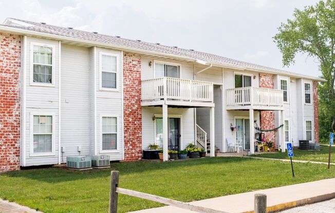 Lynn Park Apartments  Welcome to historic  Excelsior Springs!