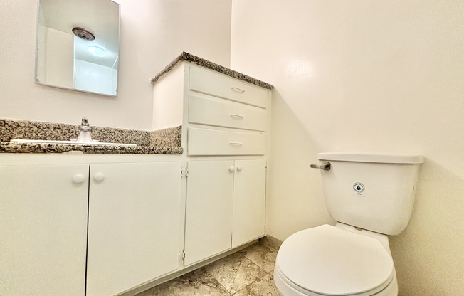 1 bed, 1 bath, $2,100