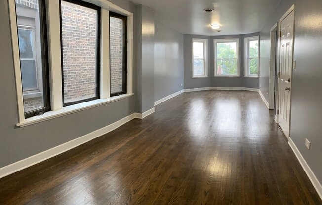 2513 W PERSHING RD