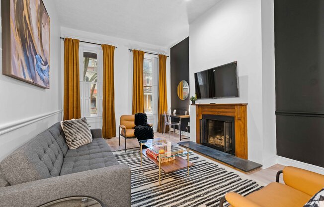 1306 LIVERPOOL ST