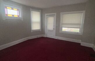 2 beds, 1 bath, $900, Unit DN