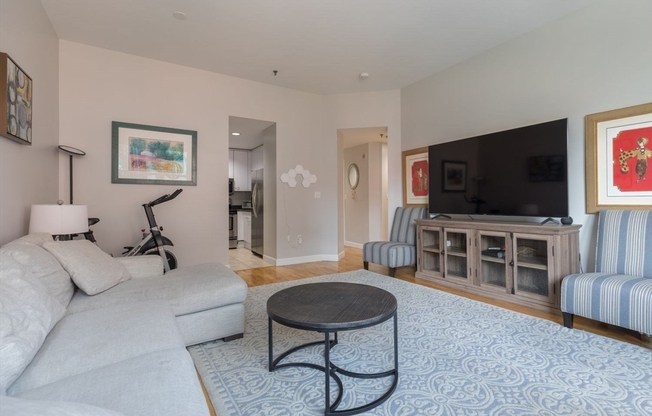 416 Marlborough St 106