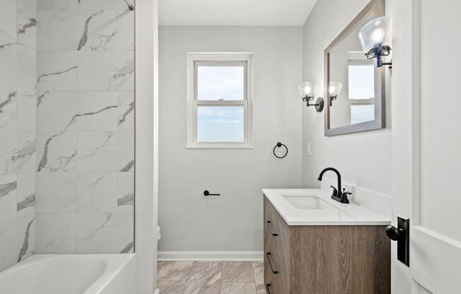 Beautiful 3 bedroom home in Homestead available July 1!