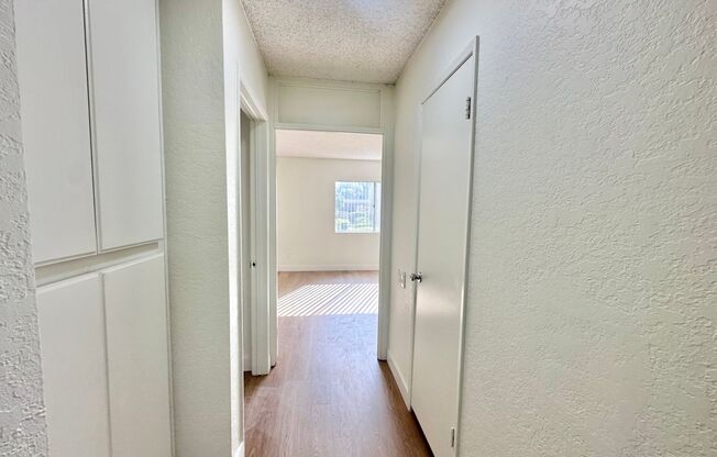 1 bed, 1 bath, 710 sqft, $2,000