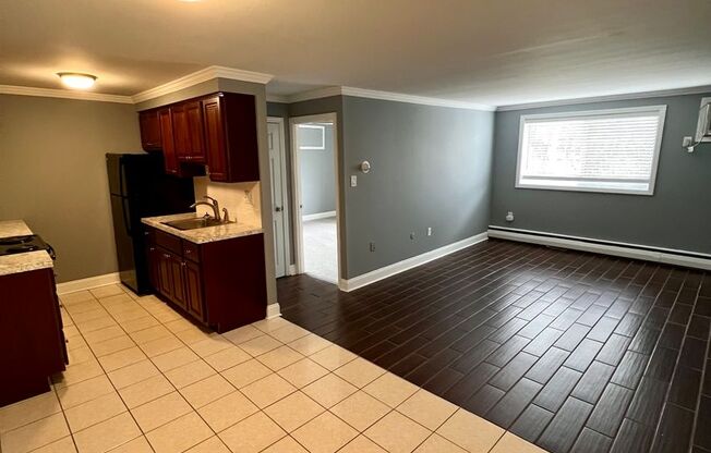 1 bed, 1 bath, $1,195, Unit 202