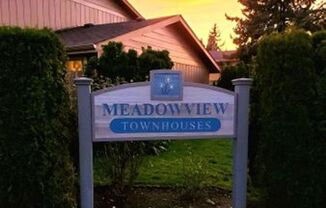 Fully Remodeled 2-Bedroom Townhome!