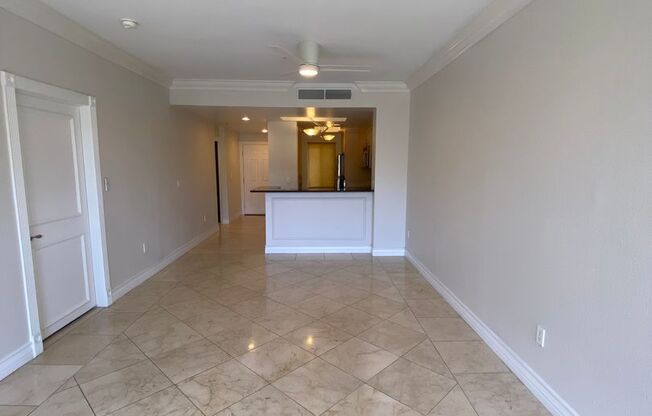 Remodeled 2 Bedroom Condo Just Off the Strip!