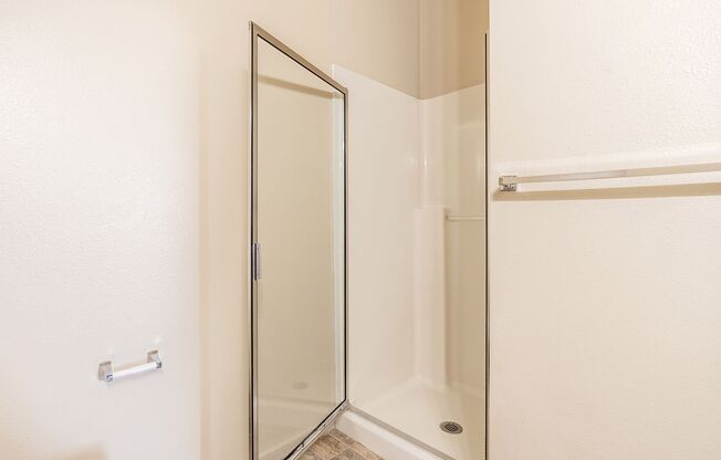 Studio, 1 bath, 438 sqft, $1,100, Unit 1005