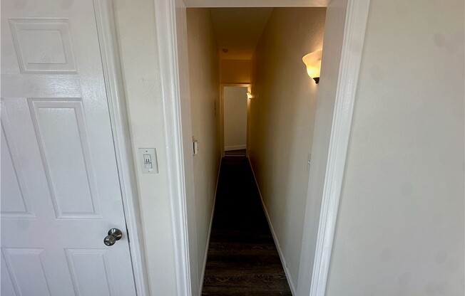 6330 1/2 FRANKLIN AVE