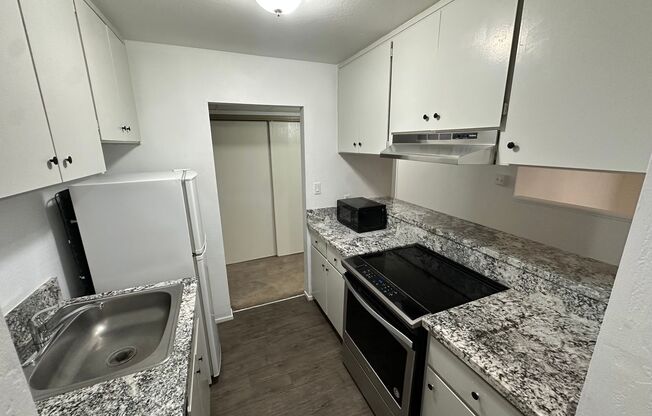 2 bedroom 2 bath in Southwest Reno