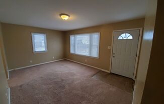 2 beds, 1 bath, $1,095