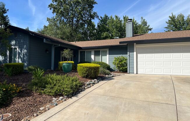 3 Bedroom 2 Bathroom 2 Car Garage Home in Loomis