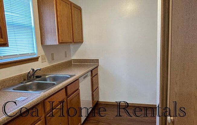 2 beds, 1 bath, $799, Unit 1347