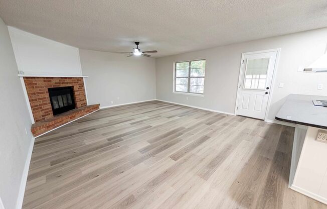 First Month's Rent Free- 4 Bed Remodel in Moore