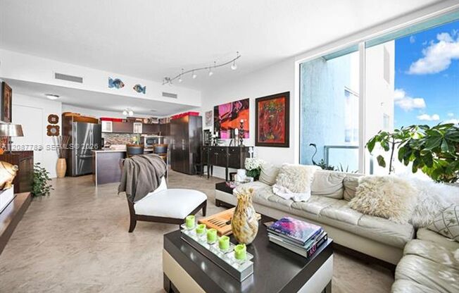 2 beds, 2.5 baths, $7,600, Unit # 5103