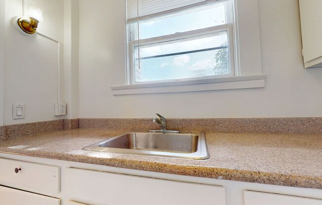Studio, 1 bath, 489 sqft, $1,628, Unit 223