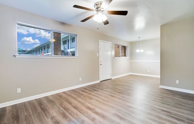 2 beds, 1 bath, 768 sqft, $925, Unit 228B