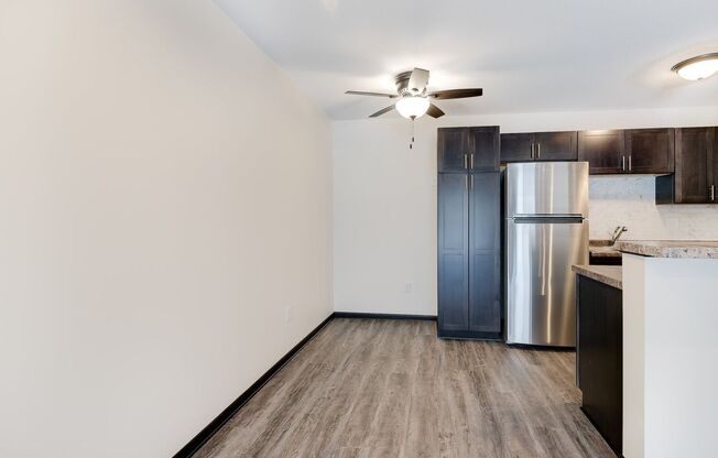 1 bed, 1 bath, 750 sqft, $1,200, Unit 7700-213