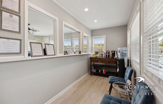 1 bed, 1 bath, 640 sqft, $1,075, Unit 1000F